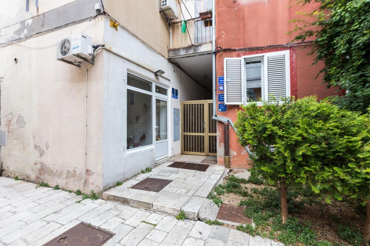 Karla'S Exclusive Central Apartment Zadar Exterior photo